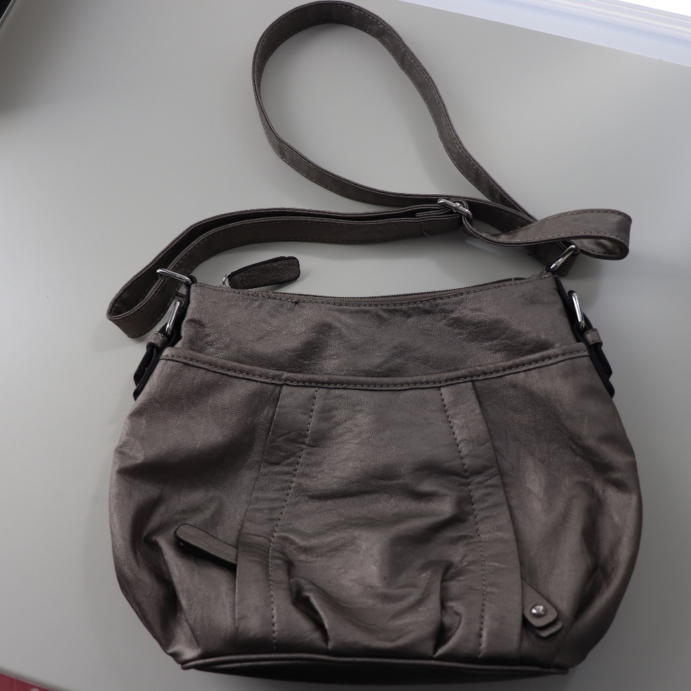 Nine & Co Silver Handbag / Crossbody Bag